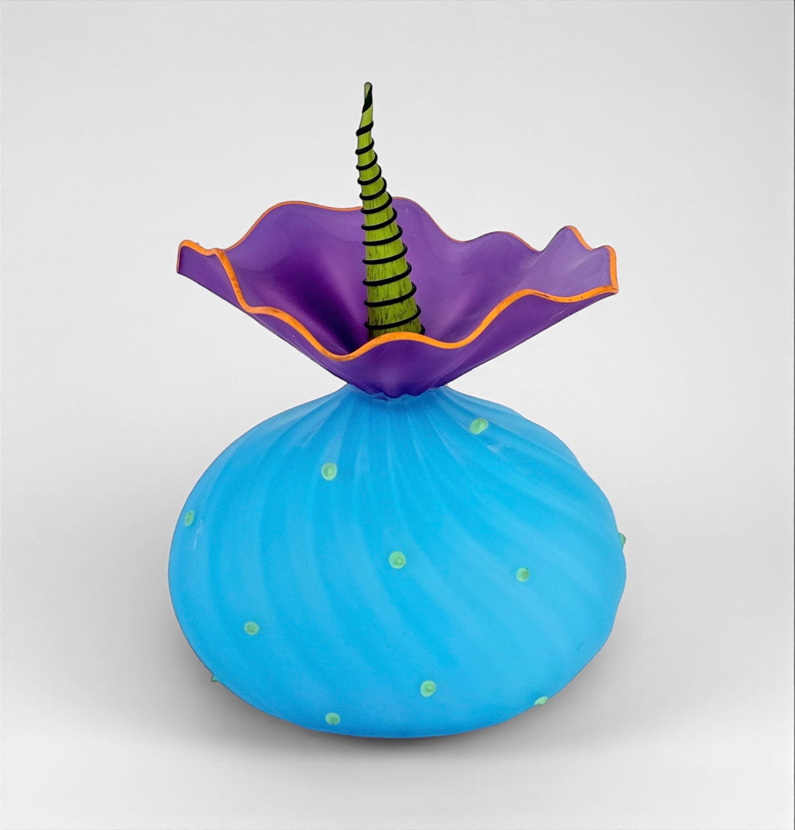 Kliszeswski Bobtanical Sea Urchin Glass Sculpture: Dimensions: 10" T x 7" W x 6 1/2" D Condition: The sculpture is in good condition with very minor markings to the painted finish. The center green piece is slightly