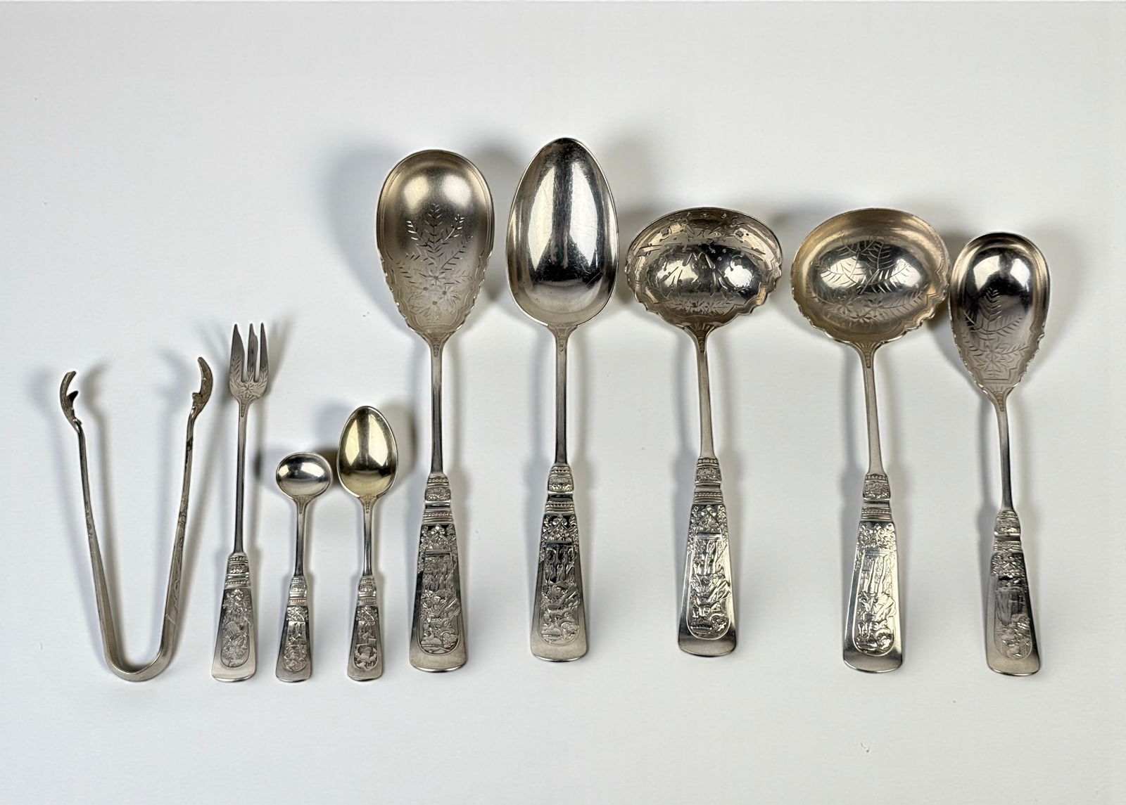 (67pc) Gorham Sterling Fontainbleau Flatware Set - 2