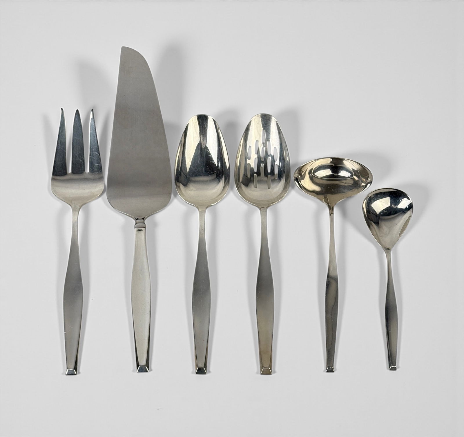 (63pc) Gorham Classique Sterling Flatware Set - 2