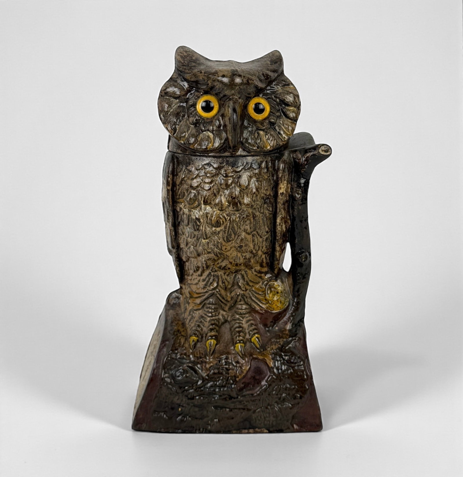 Vintage Antique Cast Iron Painted Coin Bank Owl (1 of 7)