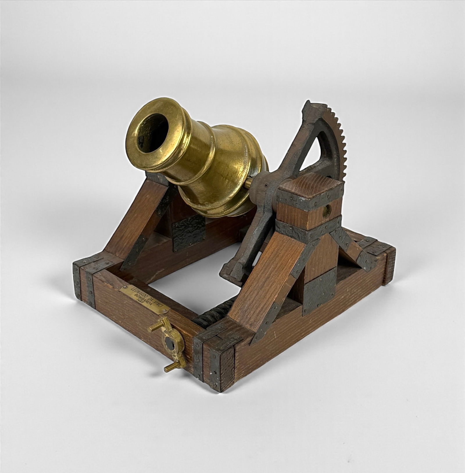 Leonardo Da Vinci Bombarda Cannon Model (1 of 5)