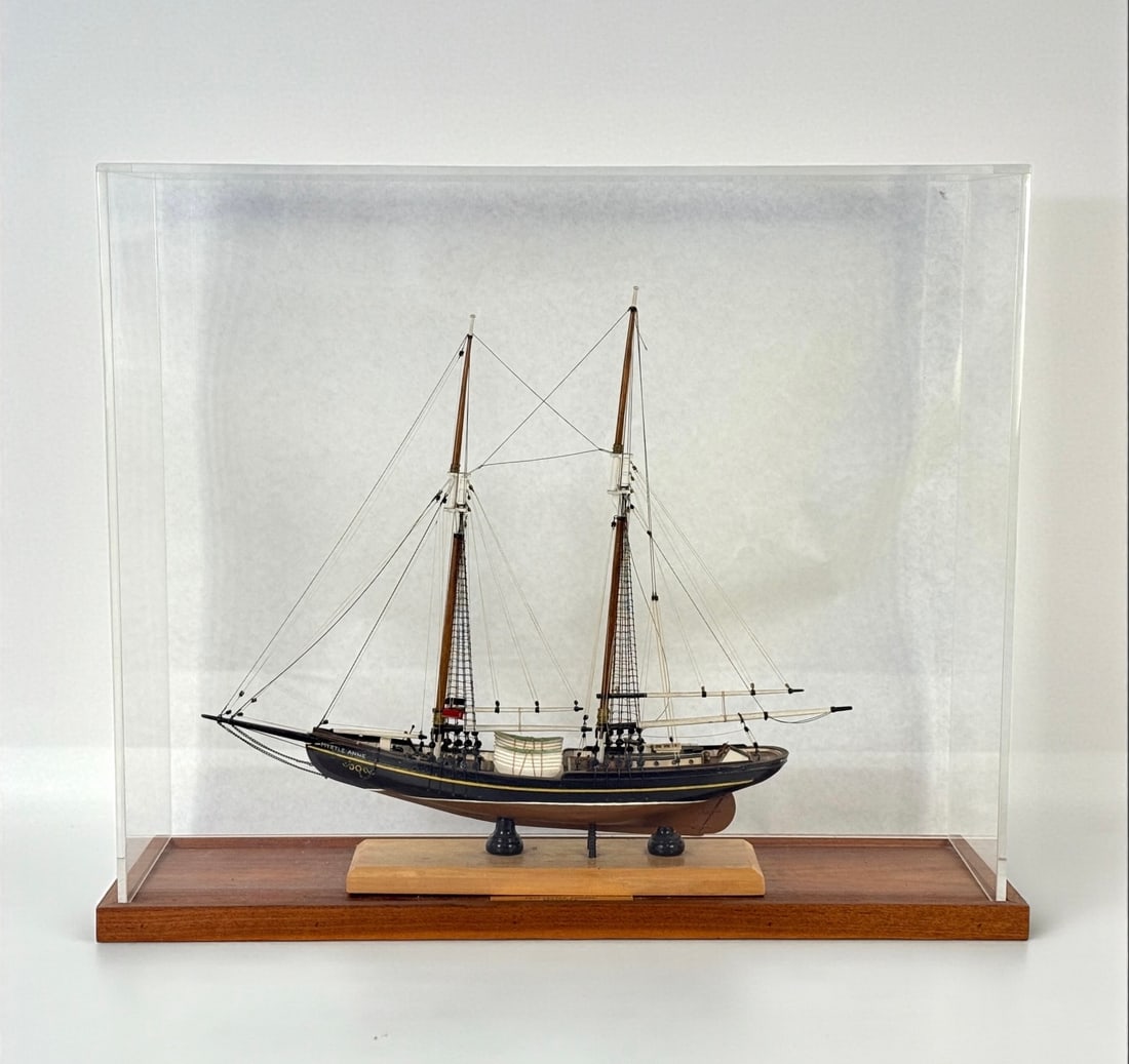 Gloucester Fishing Schooner Myrtle Anne Model Ship (1 of 6)