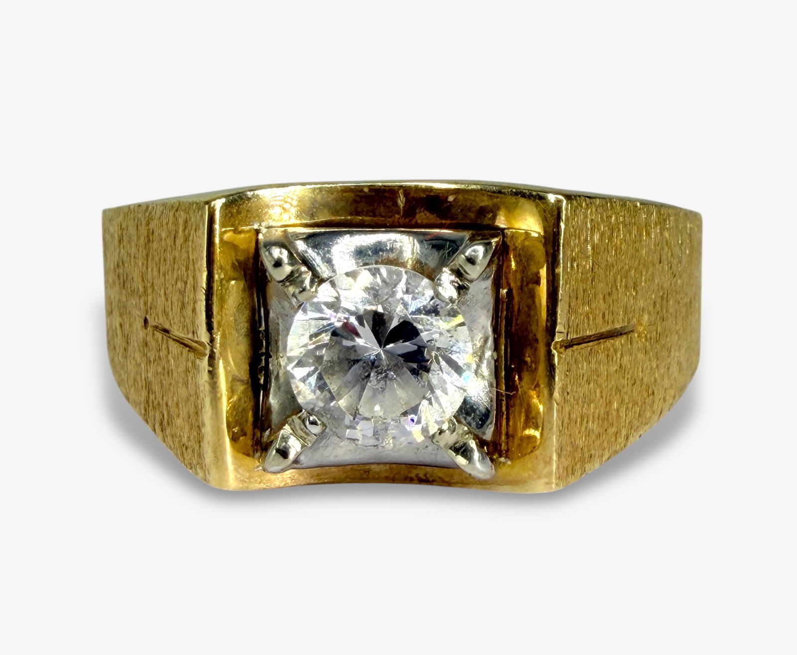 Men's 14K Brushed Ring With CZ Diamond: Size: 10Weight 6.5g Condition: Light surface scratches consistent with use. 