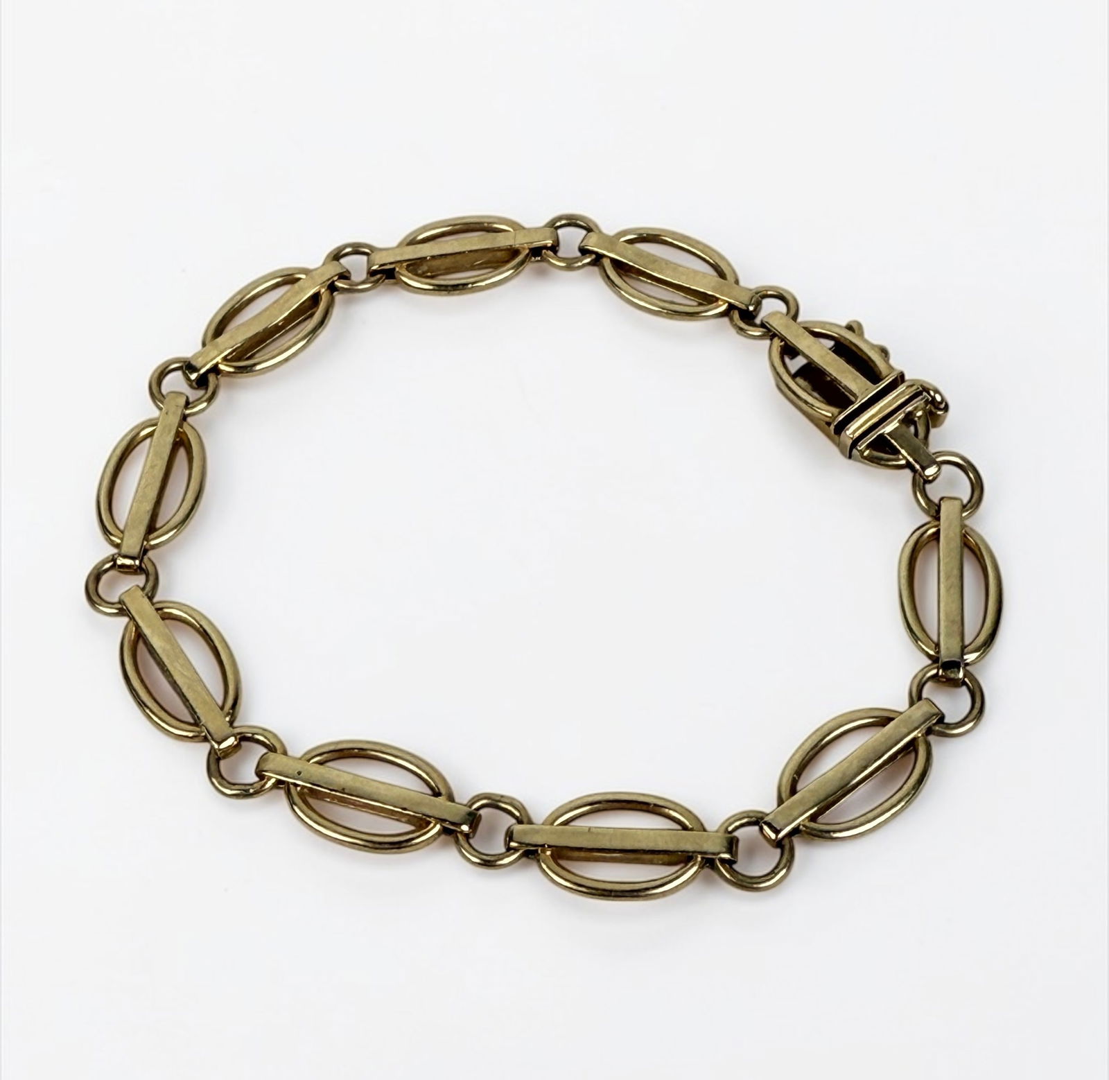 14K Yellow Gold Bracelet: Length: 7 1/4"Weight: 12.9g Condition: Good