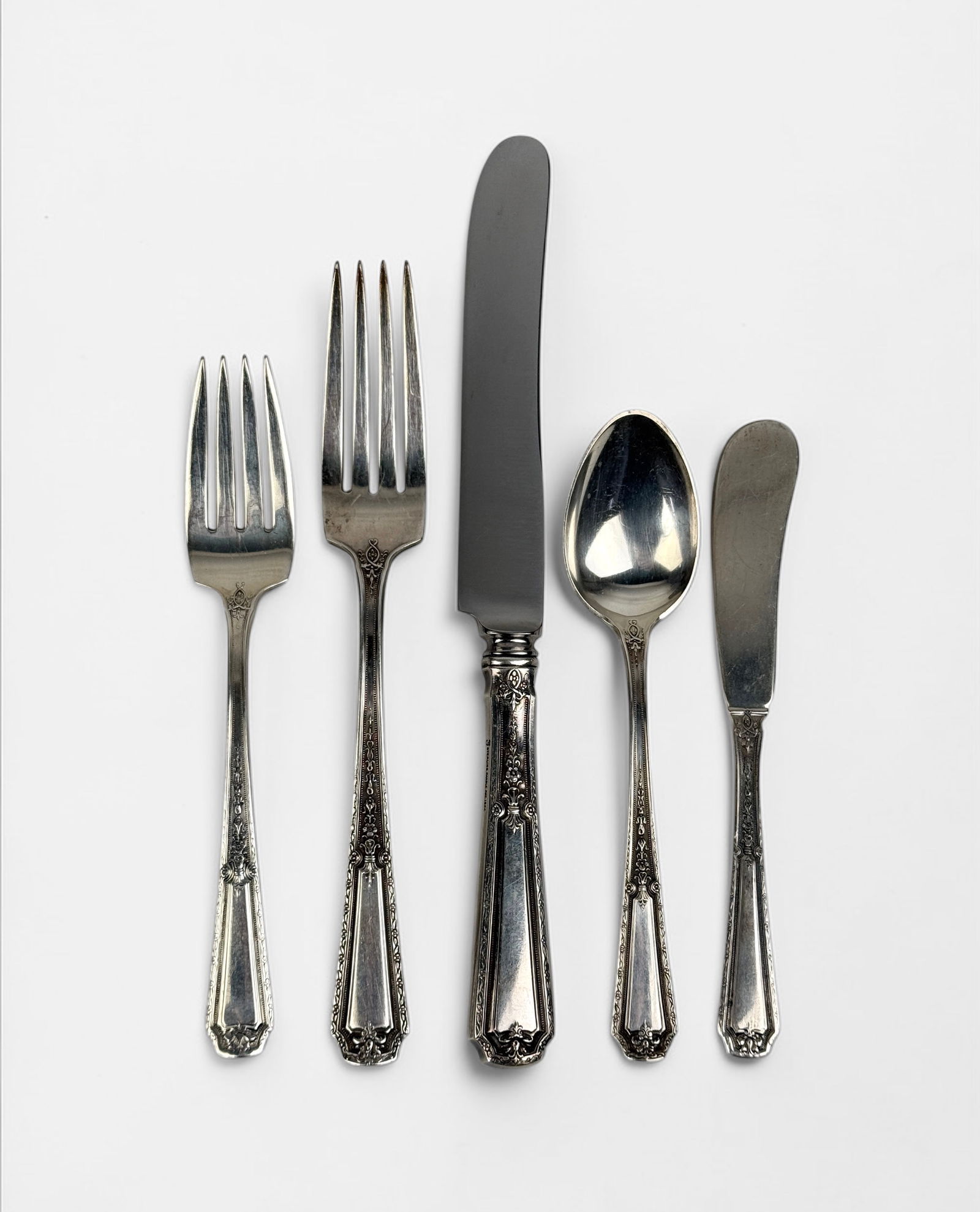 (86pc) Towle Sterling Flatware Set (1 of 4)