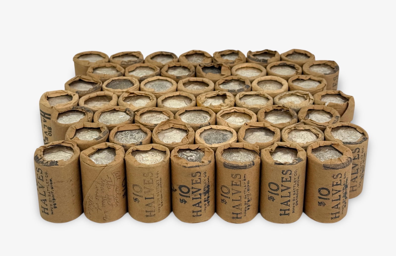 (50) $10 Rolls of BU Kennedy 1964 Half Dollars: Coins come in $10 Federal Reserve rolls. Unopened. Appear UNC or near UNC. See images for details. 