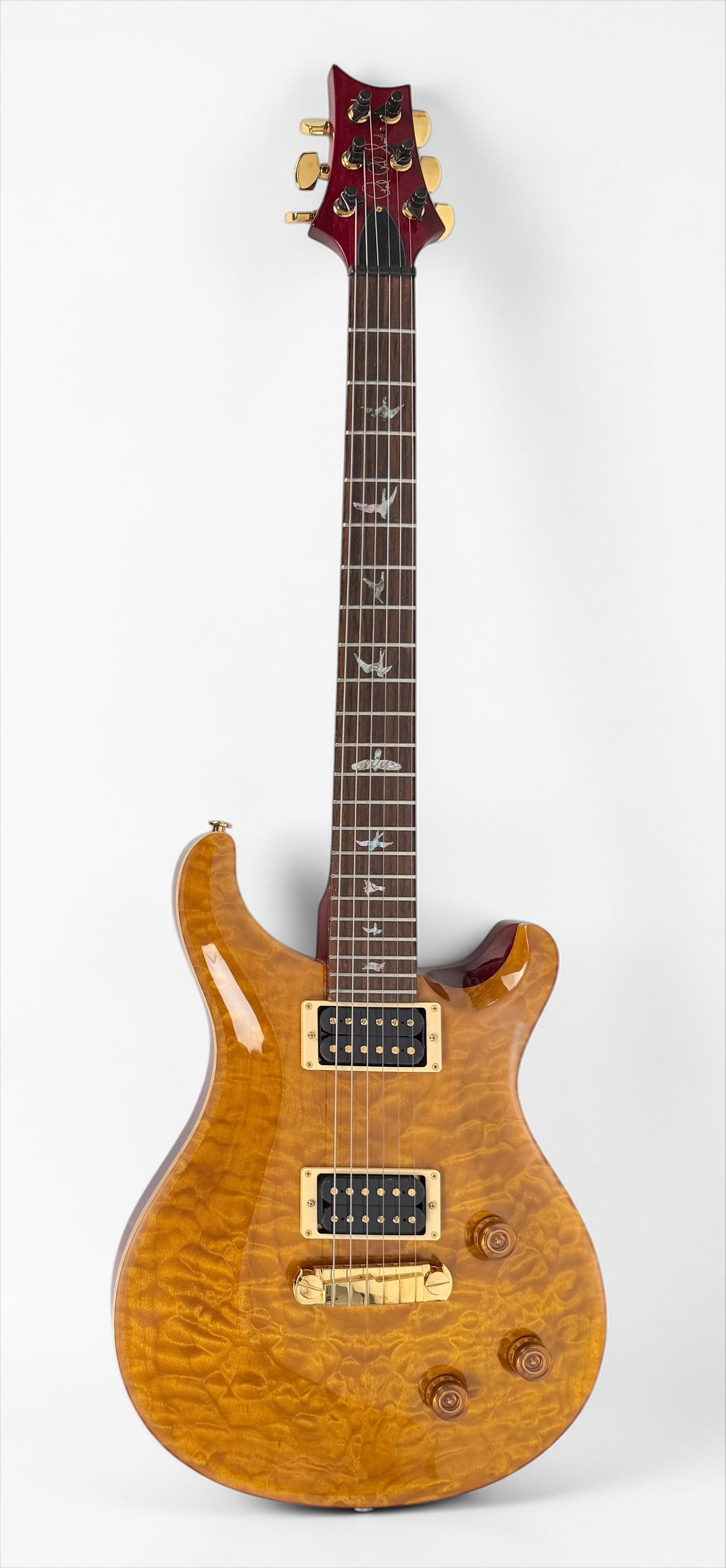 Paul Reed Smith Custom 22 Quilt Top Electric Guitar: Paperwork included. Color: Quilt Top-10 Material: quilted maple top with signature bird fretboard inlays. Hardware: gold colored hardware. Serial Number: 730156 Case: PRS - Factory Hard Ca