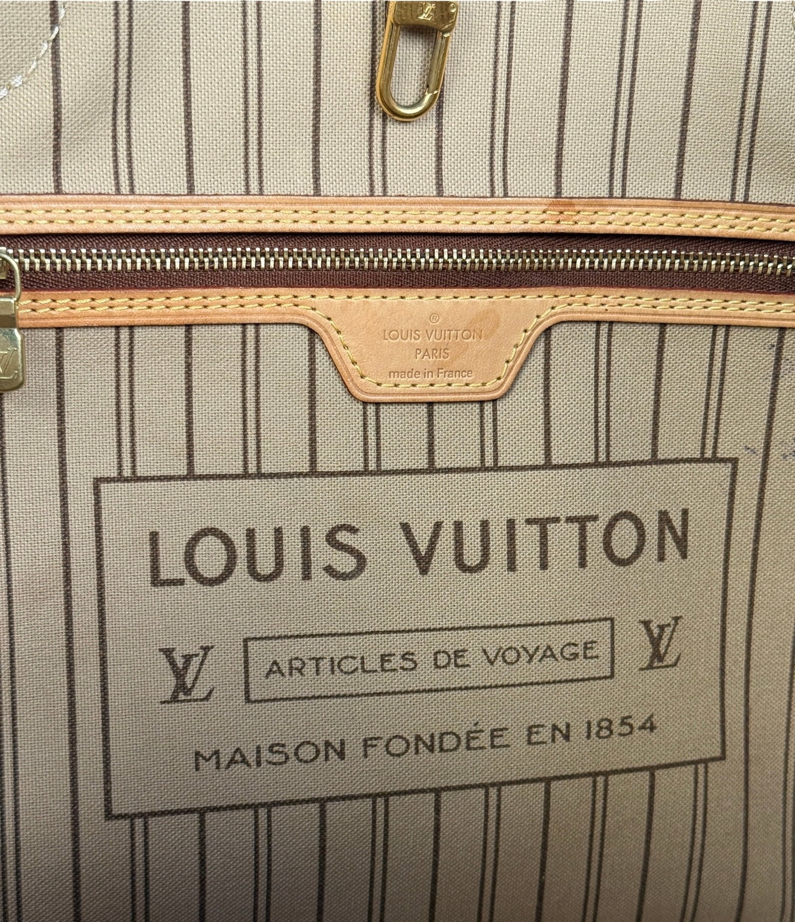 Louis Vuitton Neverfull Monogram Tote - 2
