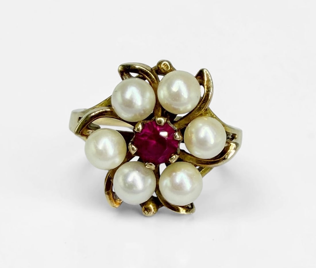 10K Gold Pearl Ruby Ladies Ring: Size: 6 1/2 Weight: 4g Ruby: 4mm Diameter Condition: Good