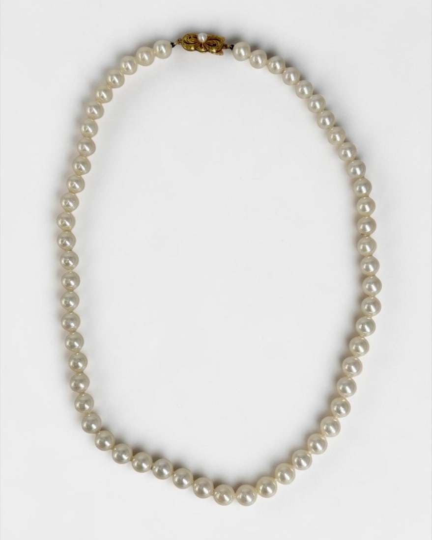 Mikimoto Pearl & 18K Gold Necklace (1 of 4)