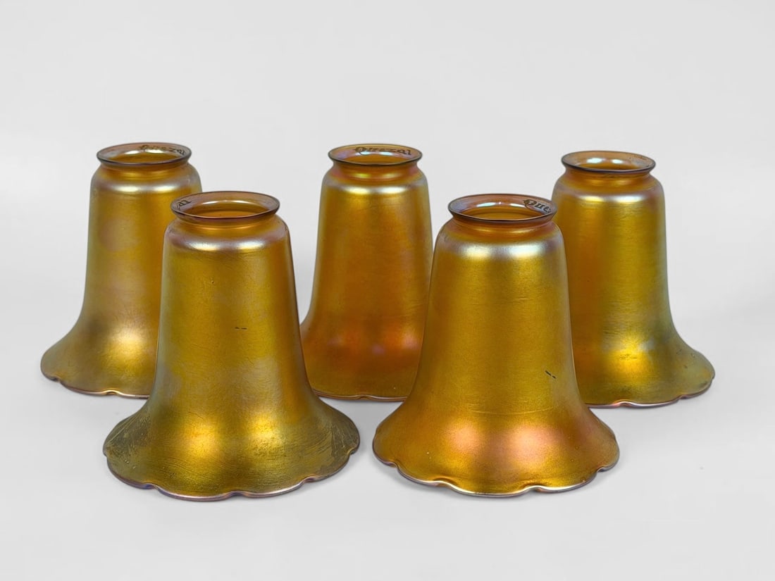 Quezal Ceiling Light & Lamp Shades (1 of 5)