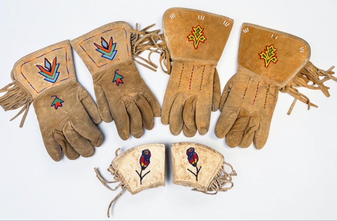 (2) Pairs of Native American Beaded Hide Gloves (1 of 5)