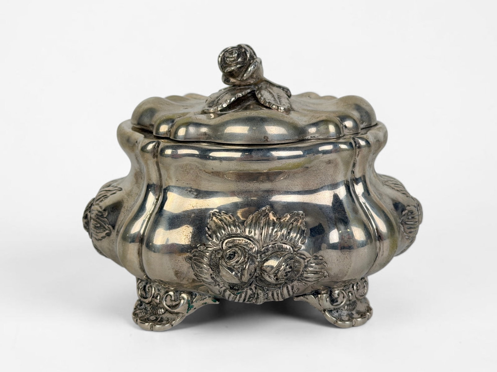 .800 Silver Art Nouveau Floral Box: Dimensions: 4" Tall x 5" Wide x 4 1/2" Deep Total Weight: 10.5ozt Condition: Minor tarnishing throughout consistent with the natural aging of silver. Overall, the box is in good