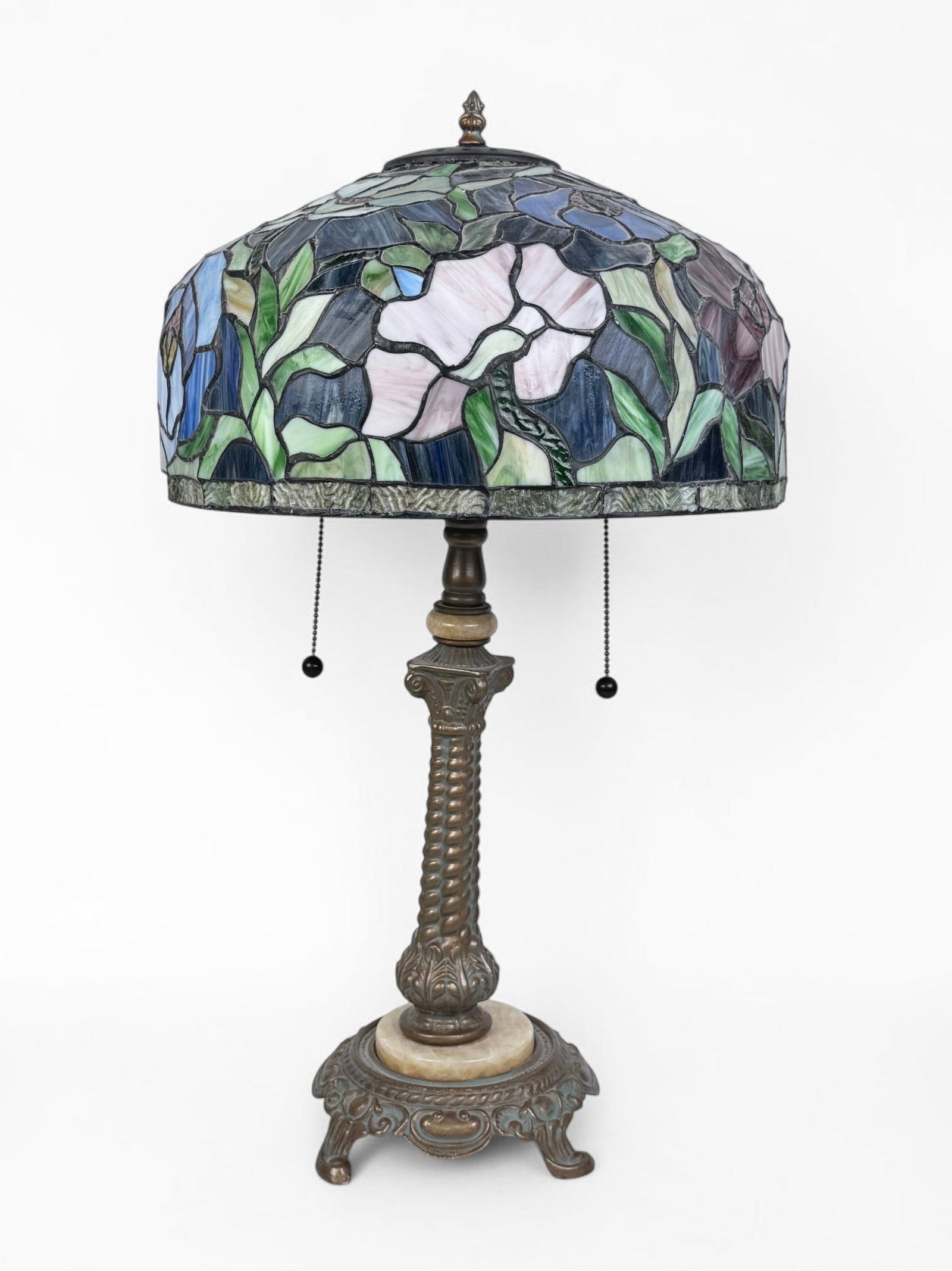 Tiffany-Style Floral Stained Glass Table Lamp (1 of 5)