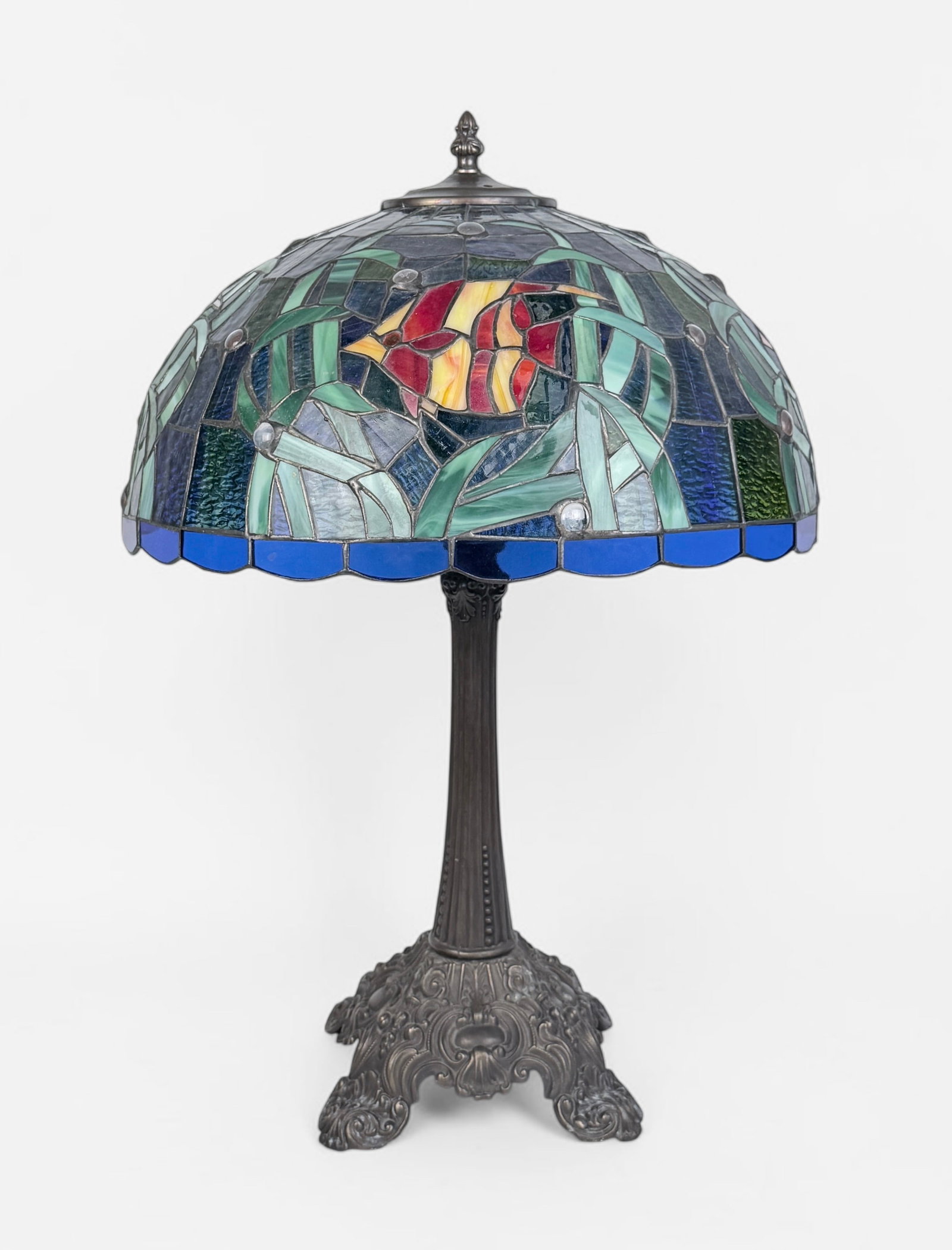 Tiffany-Style Stained Glass Underwater Scene Table Lamp: Dimensions: 23" Tall x 17" Diameter Condition: The lamp is in good condition. Turns on when plugged in, but the wiring should be inspected prior to use. 