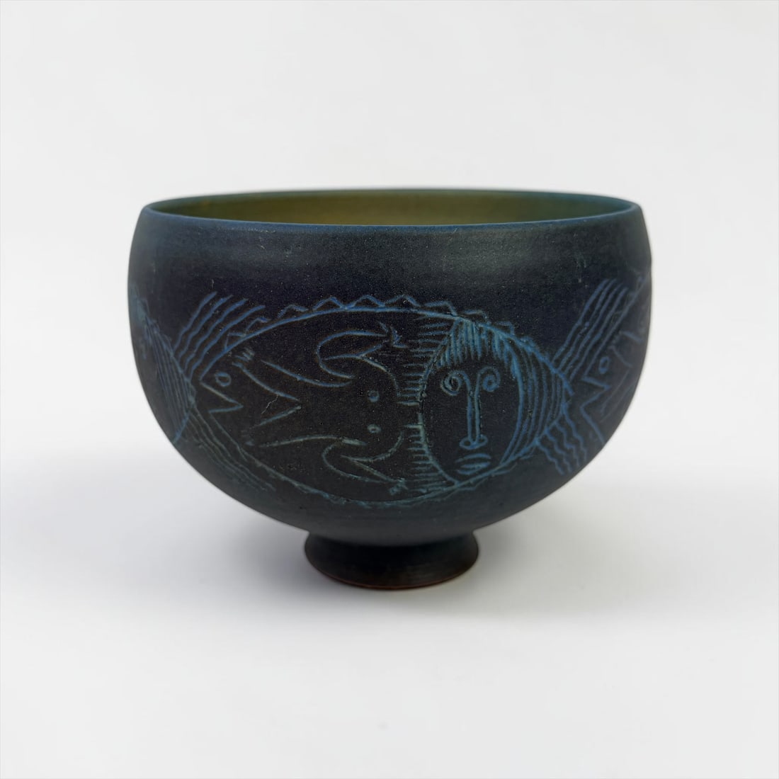 Edwin & Mary Scheier Sgraffito Earthenware Bowl: Signed on the bottom. Dimensions: 6" Diameter x 4 1/2" Tall Condition: Very minor scratches to the glaze, otherwise the bowl is in good condition. No cracks or
