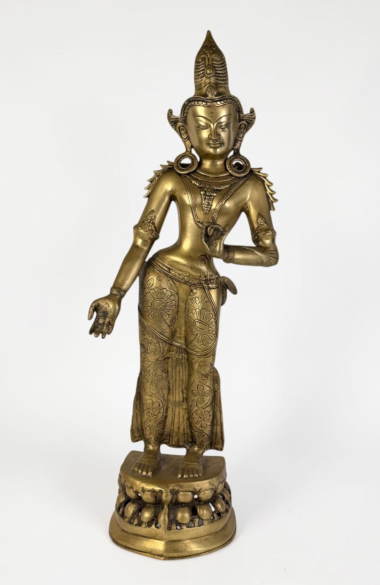 Brass "Standing Tara" Tibetan Buddhist Goddess Statue (1 of 6)
