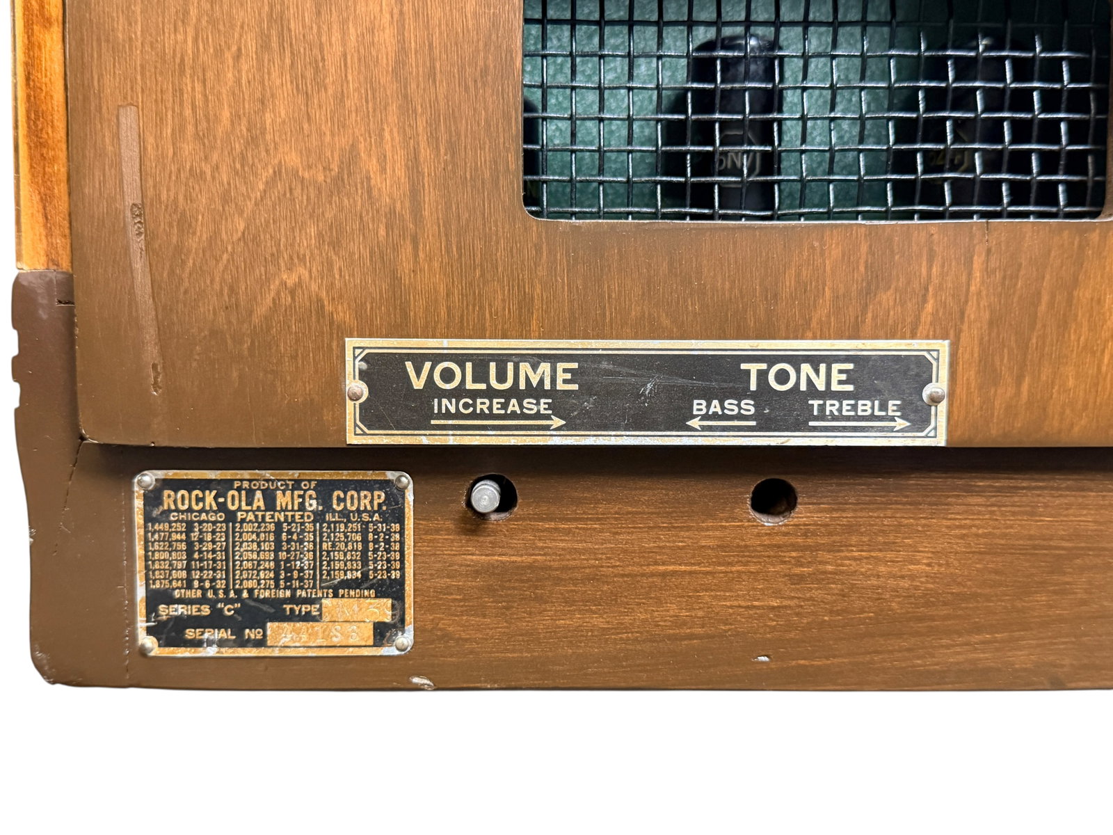 Rock-Ola Model CM39 Tabletop Jukebox - 9