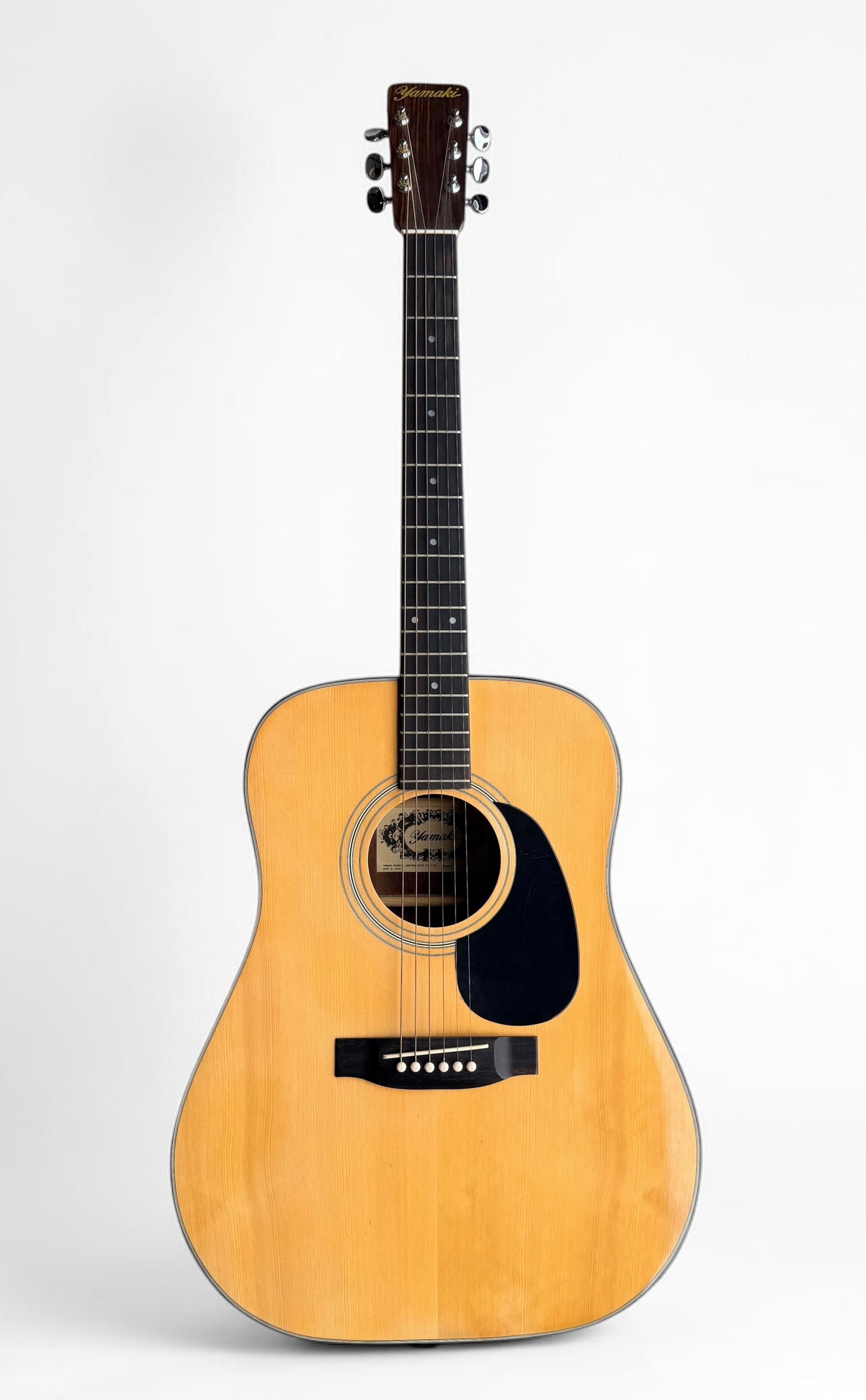 Yamaki Dreadnought Acoustic Guitar (1 of 9)
