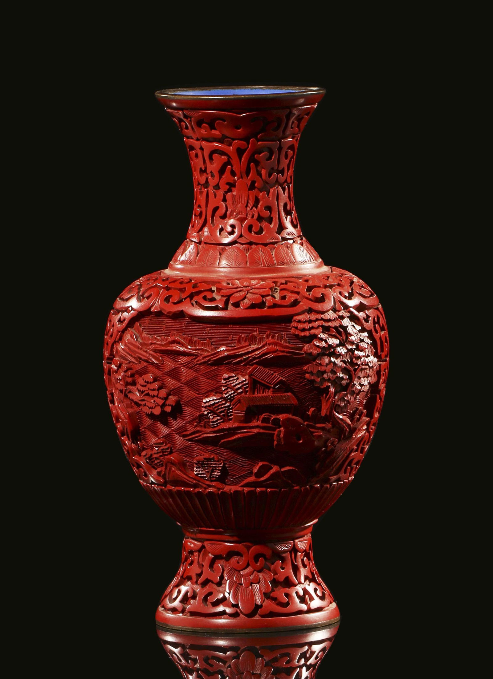 Varnisher Red Cleaning Bottle - 2