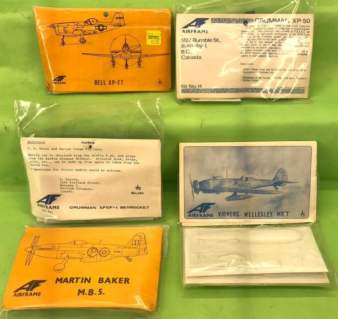 Five Airframe vacuum-formed airplane model kits in (1 of 6)