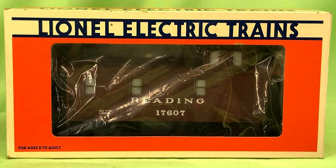 Lionel O gauge 17607 Reading with smoke ETD illuminated (1 of 7)