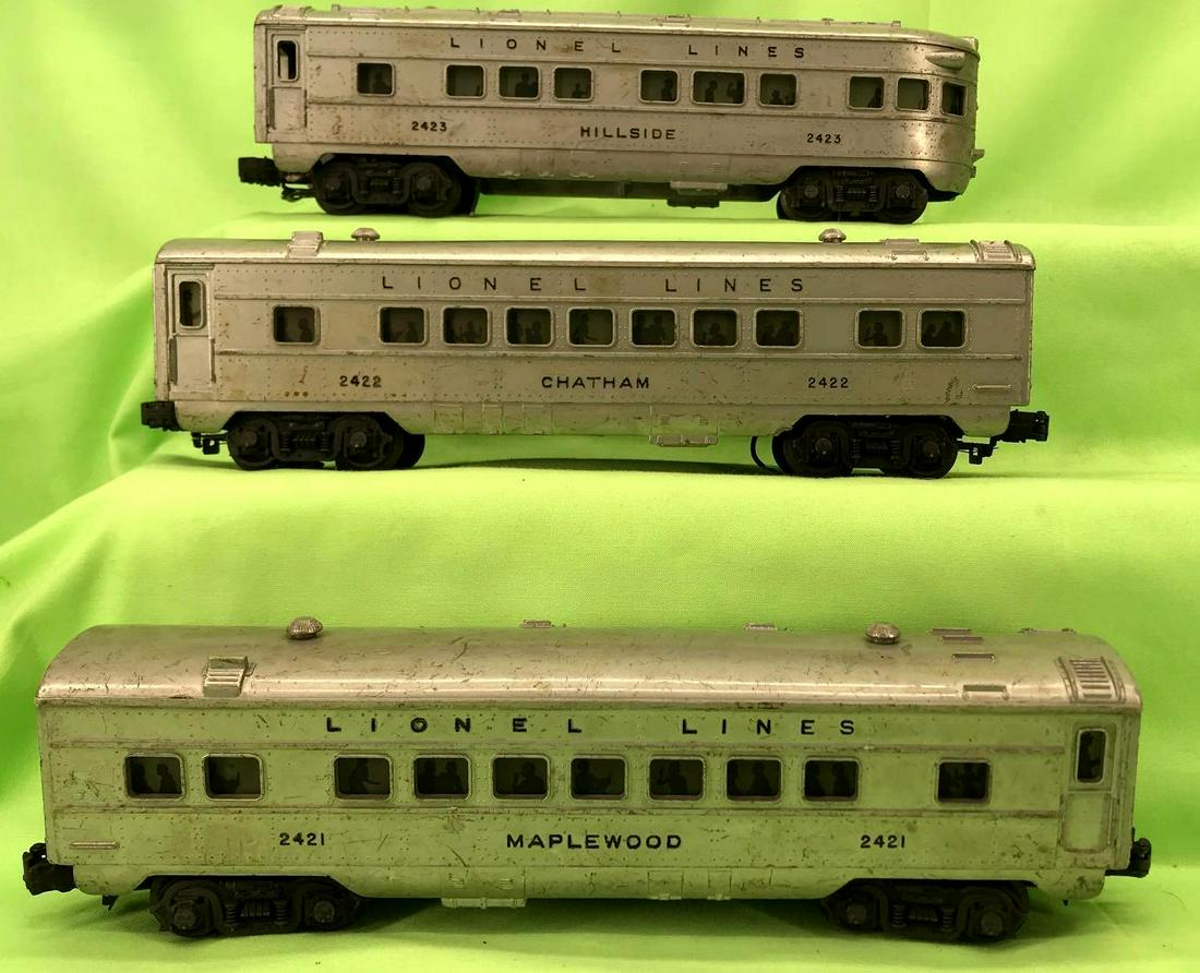 Lionel O gauge 2421 Maplewood 2422 Chatham 2423: Postwar Lionel O gauge 2421 Maplewood Pullman coach, 2422 Chatham Pullman coach, and 2423 Hillside observation, C6.