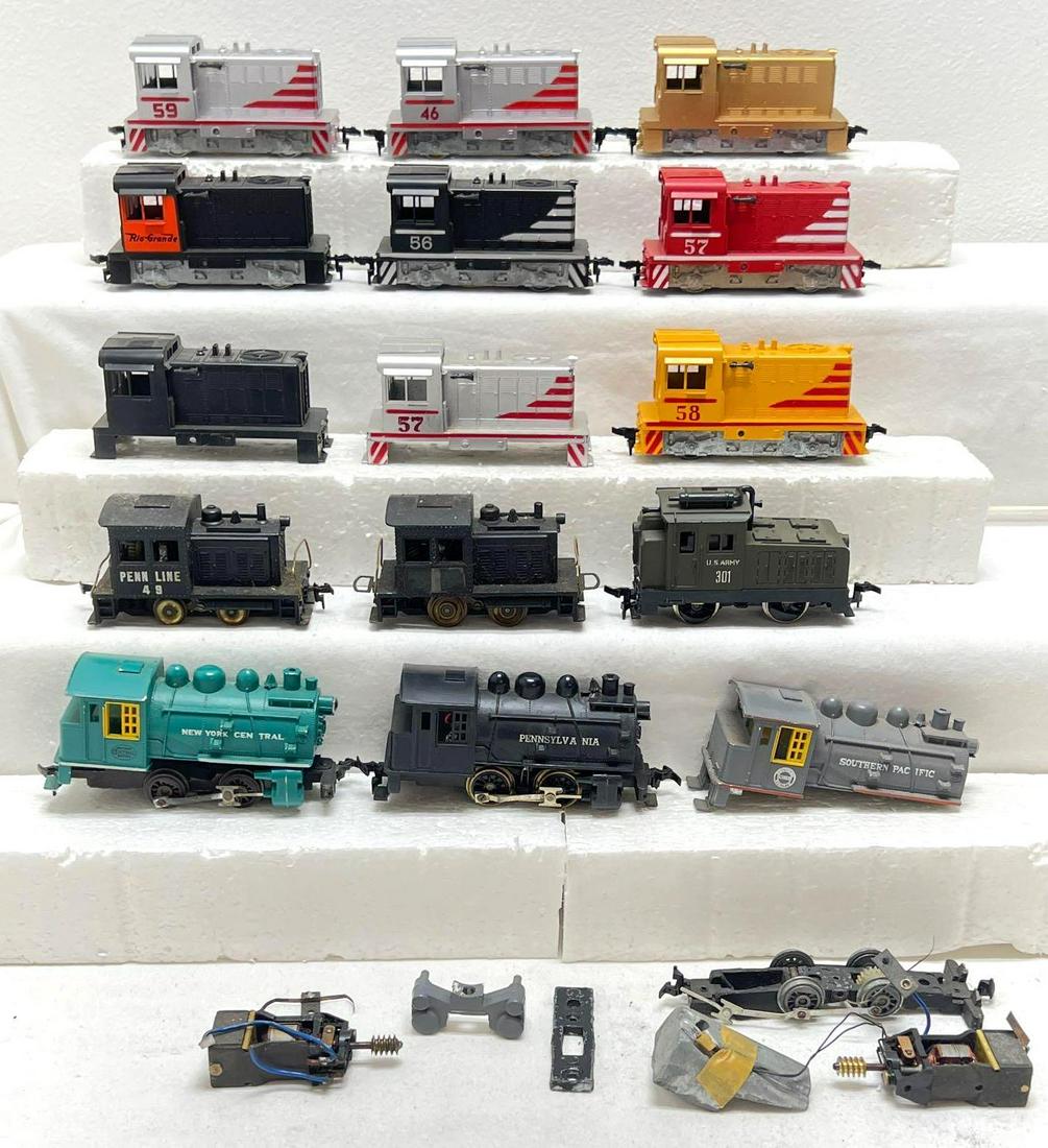 Seven HO gauge Athearn Husky Penn Line Rivarossi steam (1 of 18)