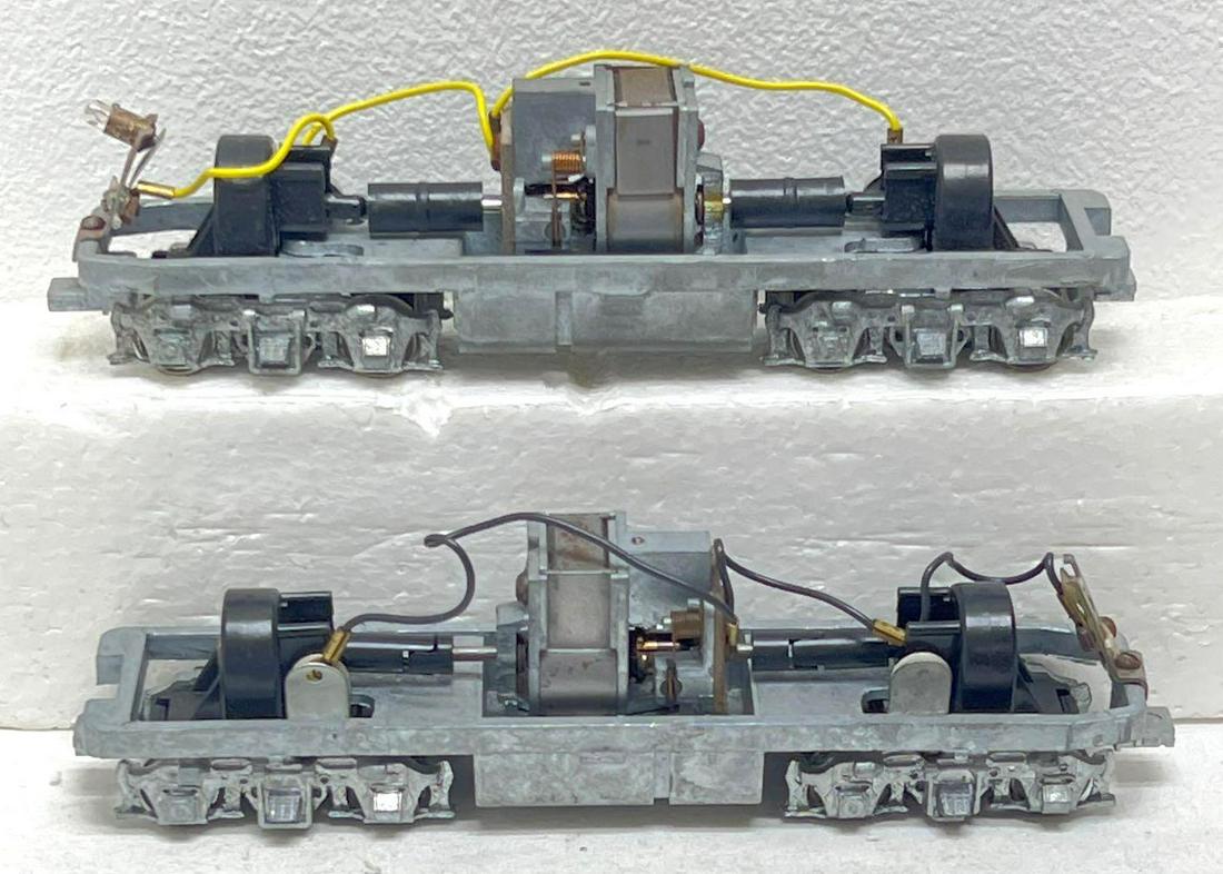 HO gauge diesel A unit powered chassis/frames clean (1 of 4)