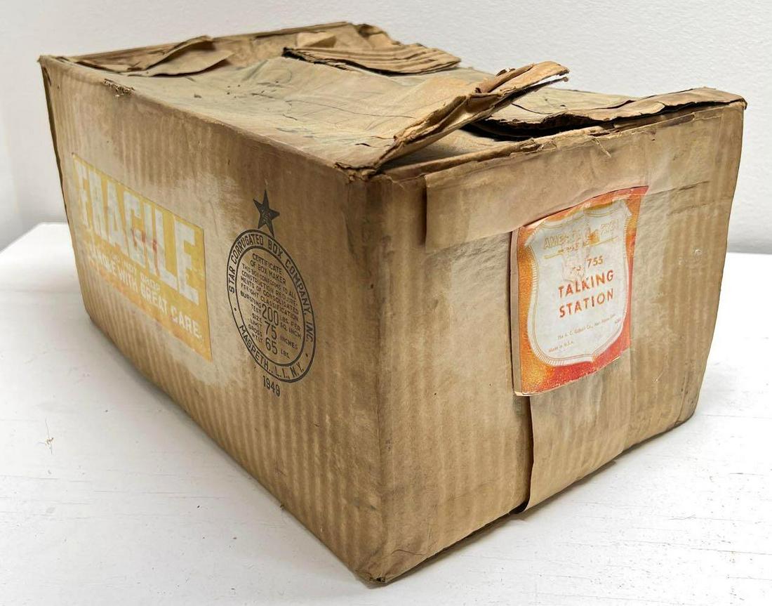 Postwar American Flyer S gauge 755 talking station in (1 of 4)