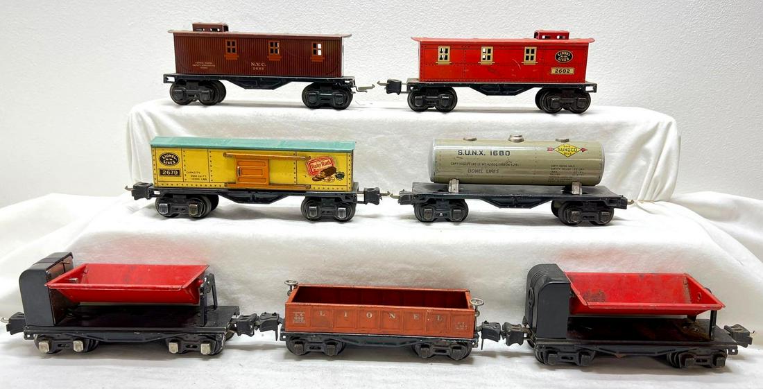 Prewar Lionel O gauge 3569 3569 2679 2682 652 1680 2682 (1 of 4)