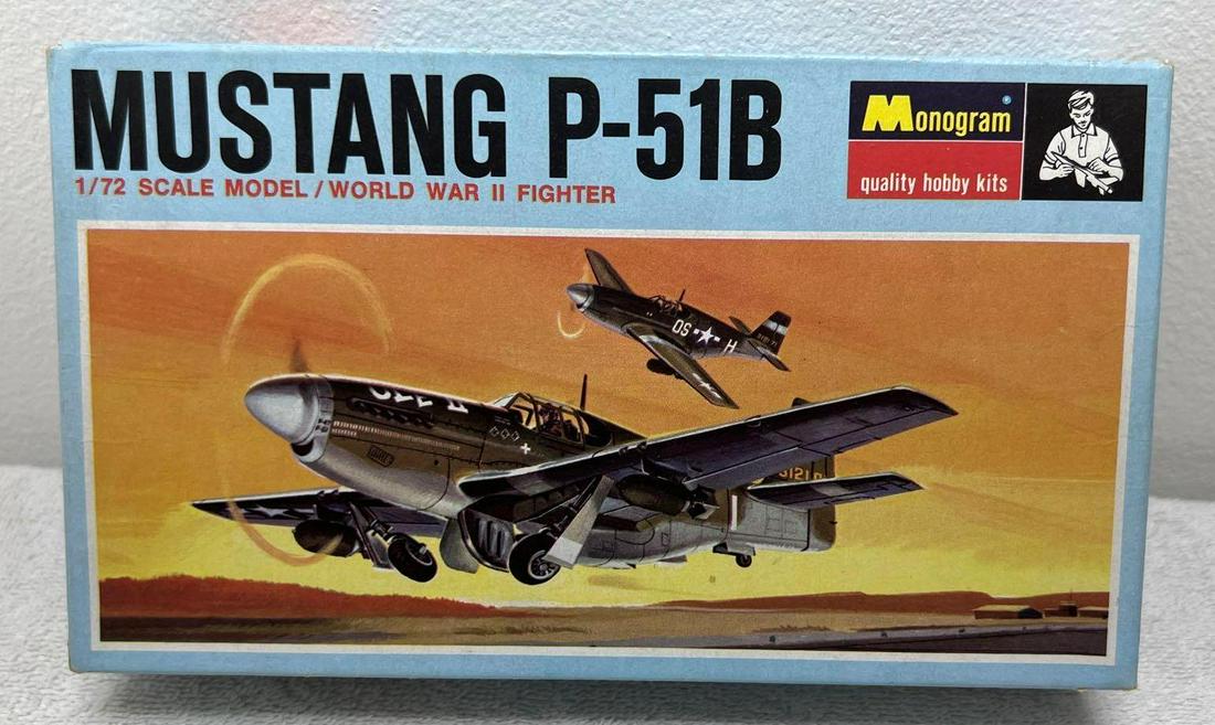 Monogram 1/72 World War II fighter Mustang P-51 (1 of 4)
