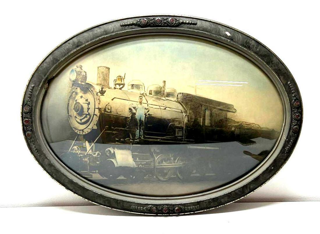 22X16 Oval Framed Photograph Chicago And Eastern: 22X16 Oval Framed Photograph Chicago And Eastern Illinois. Oval Framed photograph with other dimension of 22 inches wide by 16 inches tall. Frame is hand painted with a swirl laying marble or faux woo