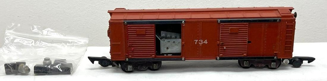 Postwar American Flyer S gauge 734 operating box car (1 of 4)