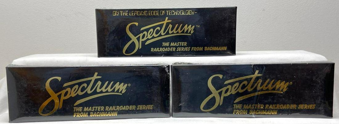 HO Gauge Bachmann Spectrum 98831 98841 89924 tenders in (1 of 3)