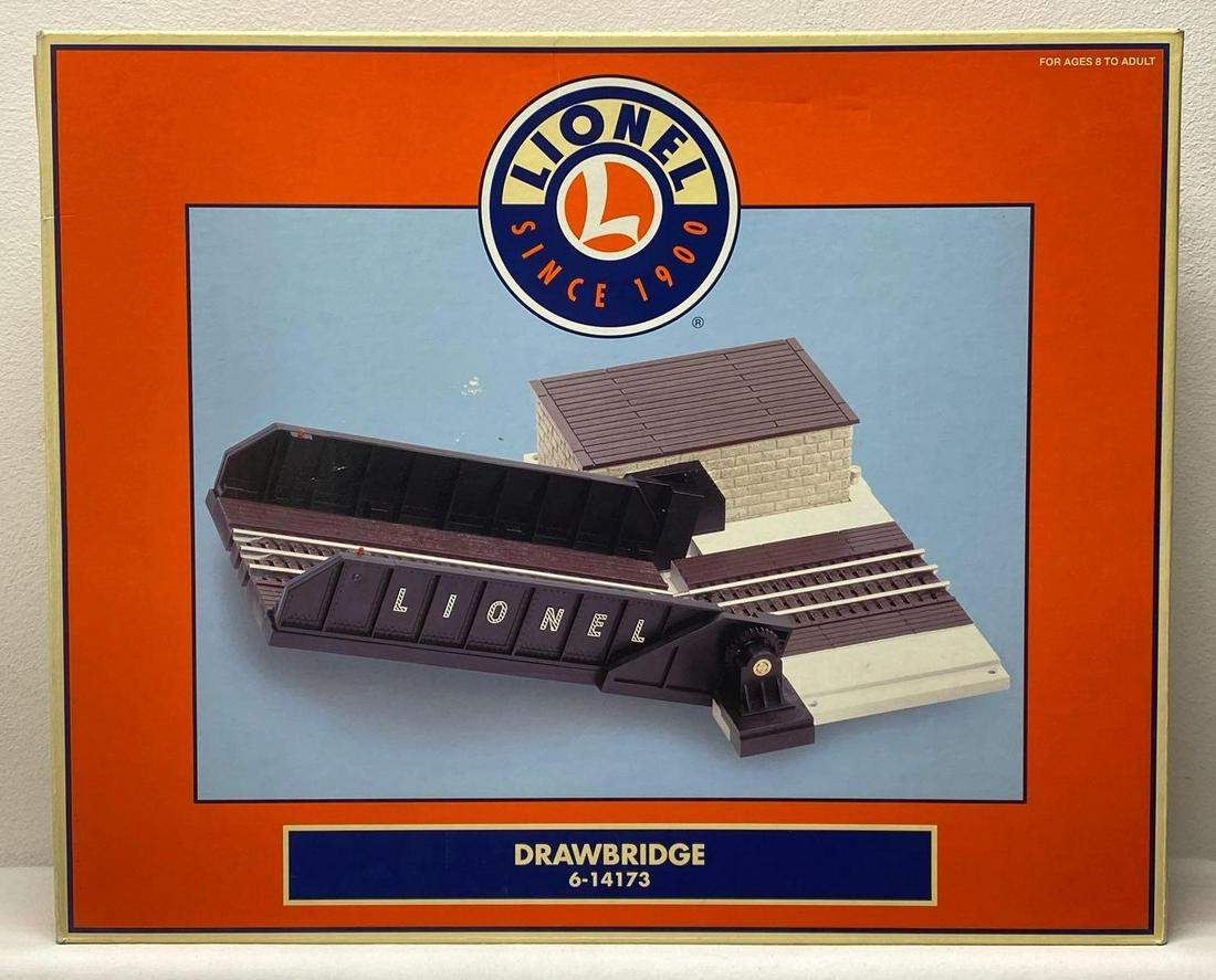 Modern Era Lionel O gauge 14173 Drawbridge in original box (1 of 3)