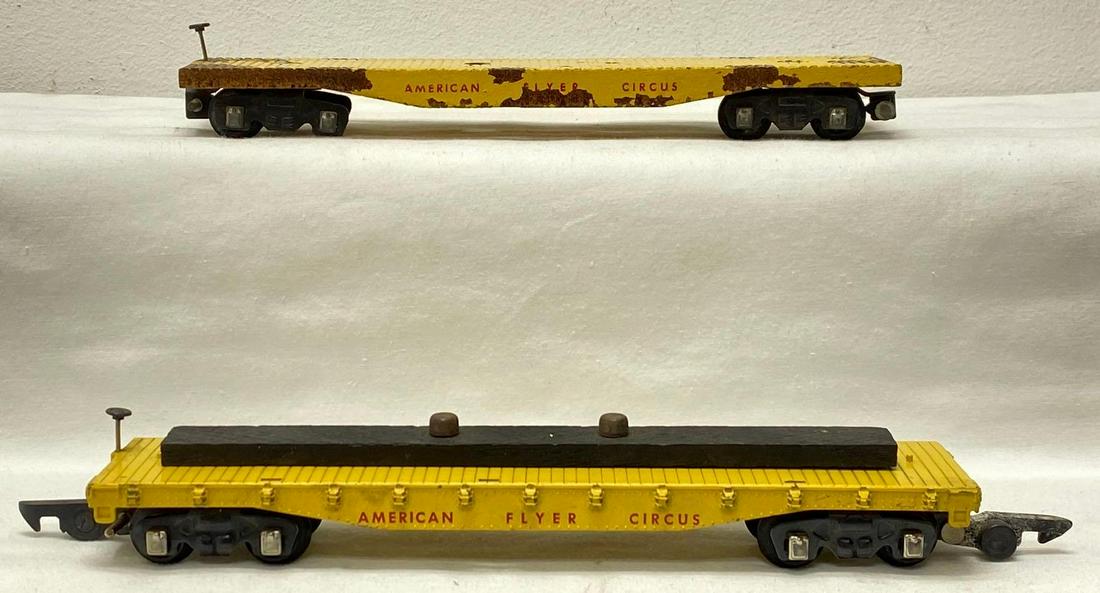 Postwar American Flyer S gauge 643 Circus flat cars die-cast and wooden (1 of 7)