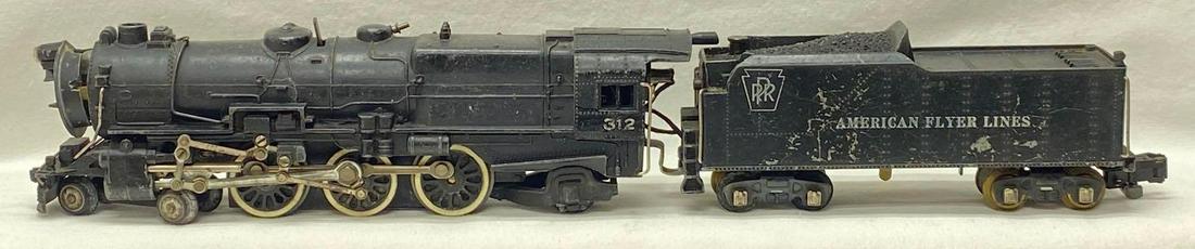 Postwar American Flyer S gauge 312 Pennsylvania 4-6-2 steam locomotive and SIT die-cast tender (1 of 6)