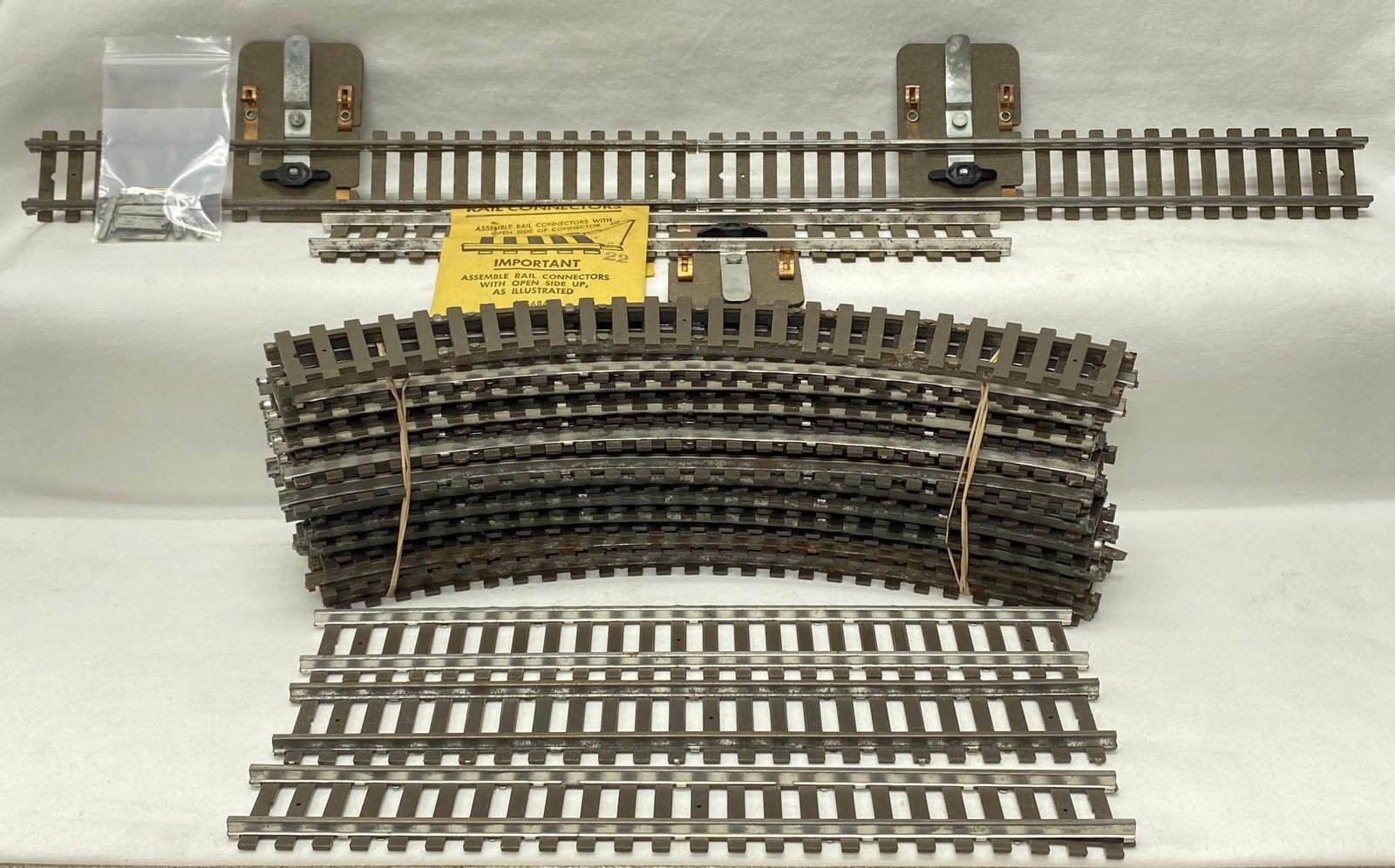 Postwar American Flyer S gauge Pike Master Track curved straight uncouplers rail connectors (1 of 5)