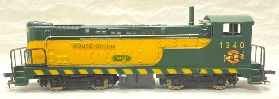 HO Gauge Fleischmann 1340 Chicago North Western diesel switcher locomotive (1 of 4)