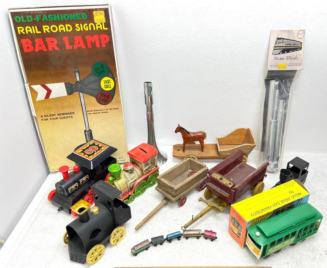 Mixed Lot Of Folk Art Pull Toys Bar Lamp Steam Whistle And More (1 of 7)