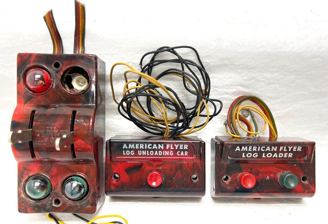 Postwar American Flyer S Gauge log loader unloading switch swirl controllers (1 of 2)