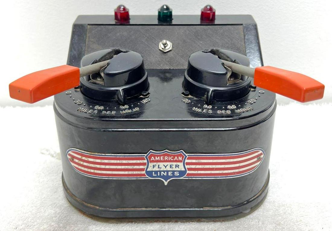 Postwar American Flyer S Gauge 18B 190 watts transformer: Postwar American Flyer S Gauge 18B 190 watts transformer, stiffer cord but not cracked, tape repaired plug. No chips, cracks, or heavy scratches to case. Base has a slightly bent corner. Please view t