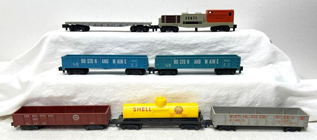 Postwar American Flyer S Gauge 24124 25071 24125 24328 24110 24124: Please view the items in this lot carefully as they are being sold as shown in the photos with NO returns.