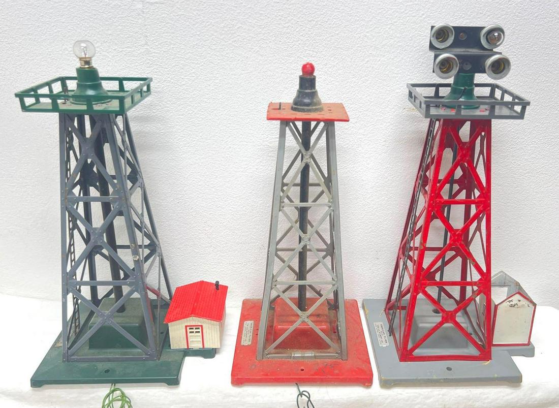 Postwar American Flyer S Gauge 769 769A 774 towers (1 of 5)