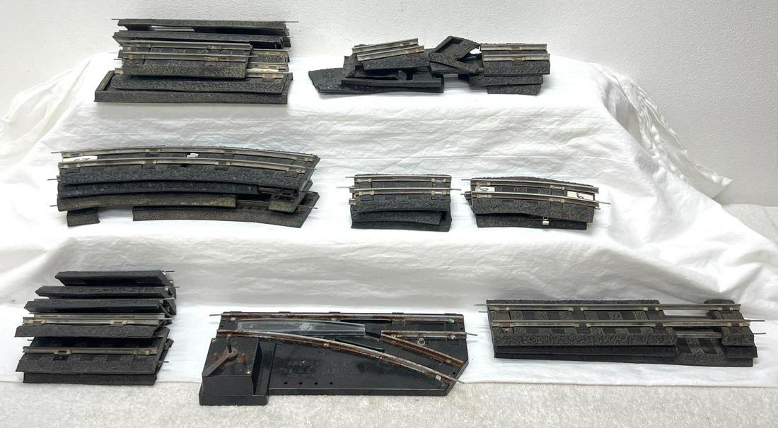 Postwar American Flyer S Gauge track rubber roadbed 696 (1 of 7)