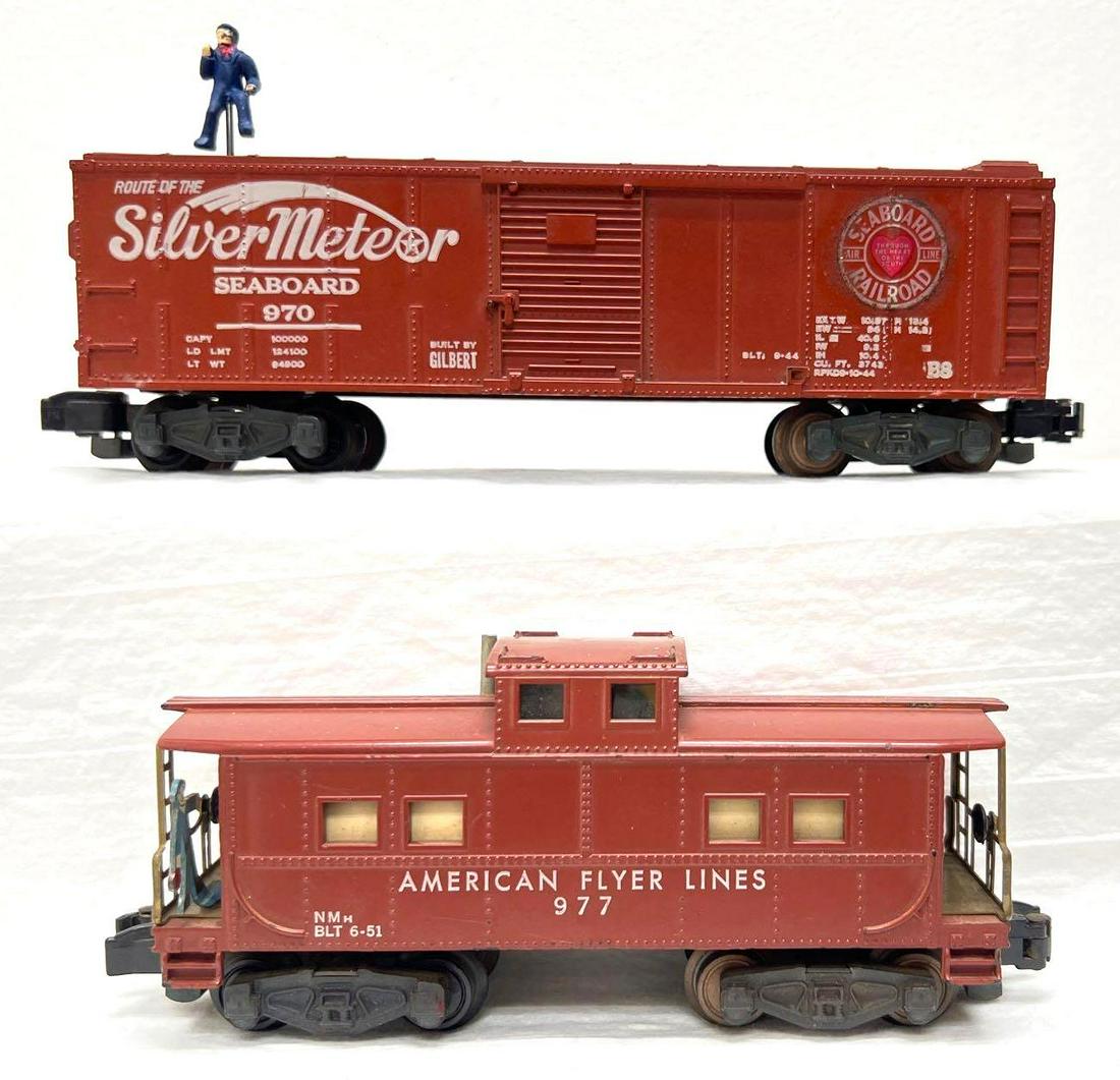 Postwar American Flyer S Gauge 970 brakeman 977 brakeman: Postwar American Flyer S Gauge 970 Seaboaard house car with walking brakeman and 977 illuminated caboose with brakeman. Trains look C7, and might clean and polish to look a little better. Please view 