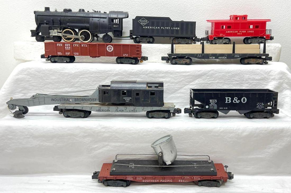 Postwar American Flyer S Gauge 307 801 805 928 934 24561 806: Postwar American Flyer S Gauge 307 4-4-2 Reading Lines Atlantic steam locomotive and tender, 801 B&O Baltimore and Ohio hopper, 805 Pennyslvania PRR gondola, 928 New Haven flat car with load and s