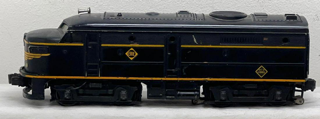 Postwar Lionel O Gauge 2032 Erie Alco diesel A unit (1 of 7)