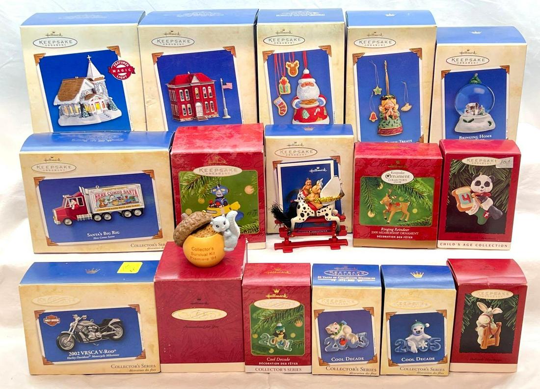 Hallmark Keepsake Ornaments Lot Of 16 Mixed Series And Mixed Years Bringing Home The Tree And More: Hallmark Keepsake Ornaments Lot Of 16 Mixed Series And Mixed Years Bringing Home The Tree And More. This giant lot includes, 2002 VRSCA V-Rod Harley Davidson 2004,Bringing Home The Tree 2002, Schoolho